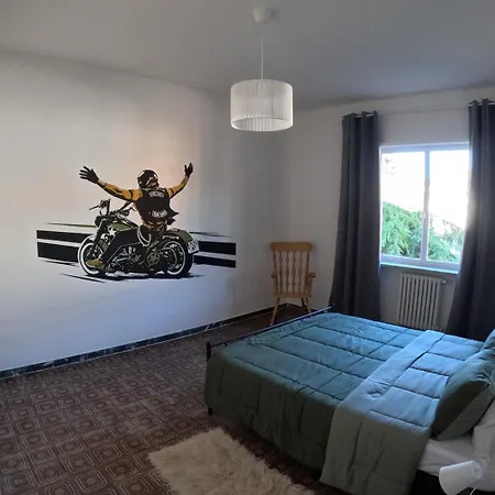 Elenberg Beds & Bikers Appartamento *
